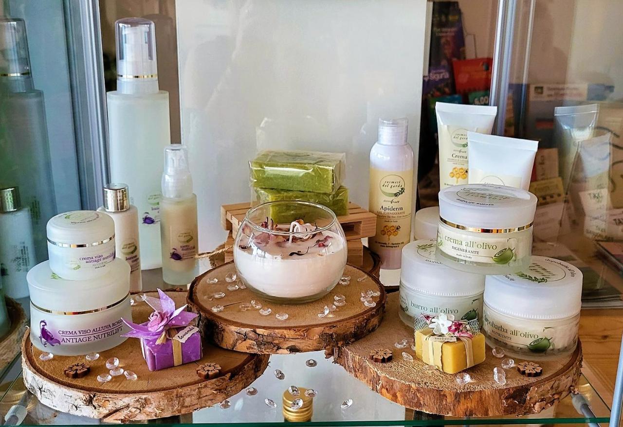 ラツィーゼ Stella Del Garda Bed & Breakfast エクステリア 写真